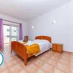 Seaview Meia-praia Guest house Lagos