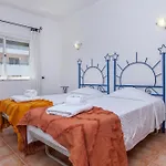 Seaview Meia-praia Guest house Lagos