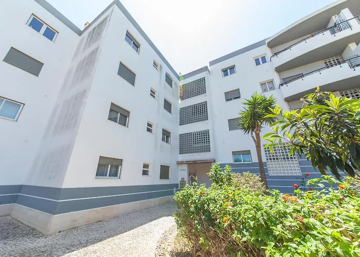 Гостевой дом Seaview Meia-praia Лагуш