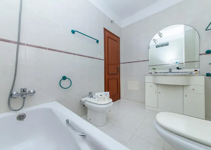 Гостевой дом Seaview Meia-praia